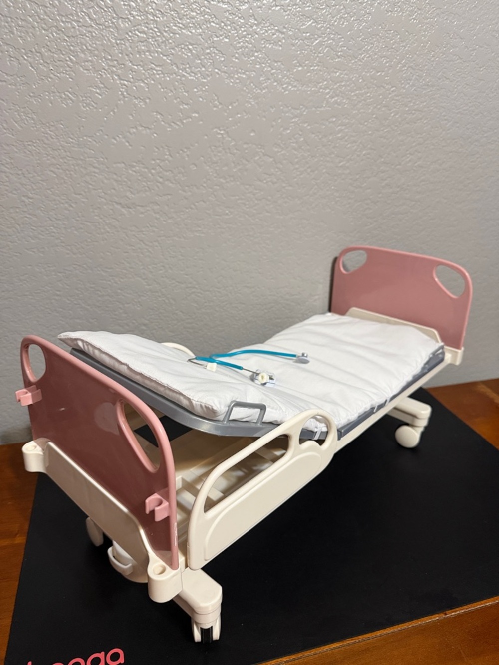 Our Generation Get Well Adjustable Hospital Bed for 18” Dolls with Accessories - Picture 5 of 12